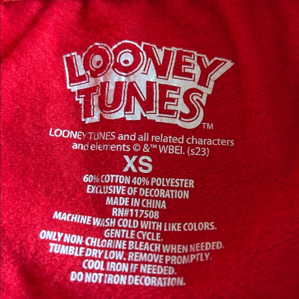 Fleece lined red Looney Tines track pants in worn but good condition size XS - Picture 6 of 7